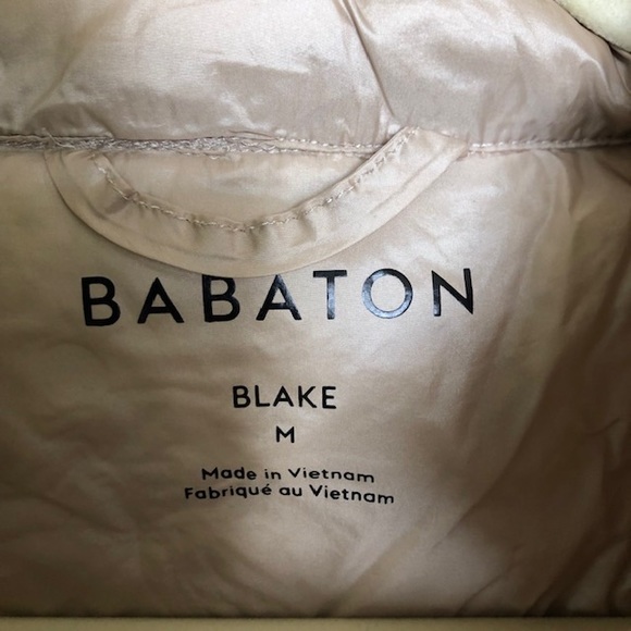 Aritzia Babaton ‘Blake’ Goose Down Puffer - Picture 3 of 4